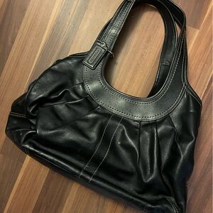 Vintage leather Coach shoulder bag